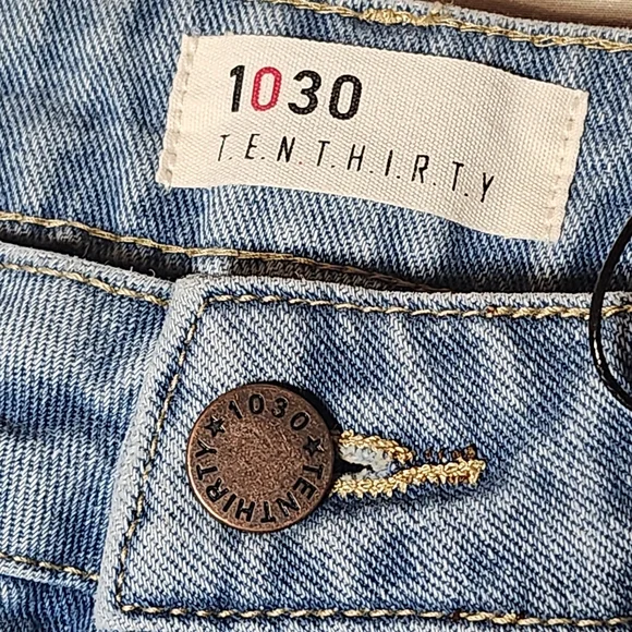 1030 T.E.N.T.H.I.R.T.Y Low Rise Wide Leg Frayed Denim Blue Jeans Size 1/25  NWT - Picture 8 of 14